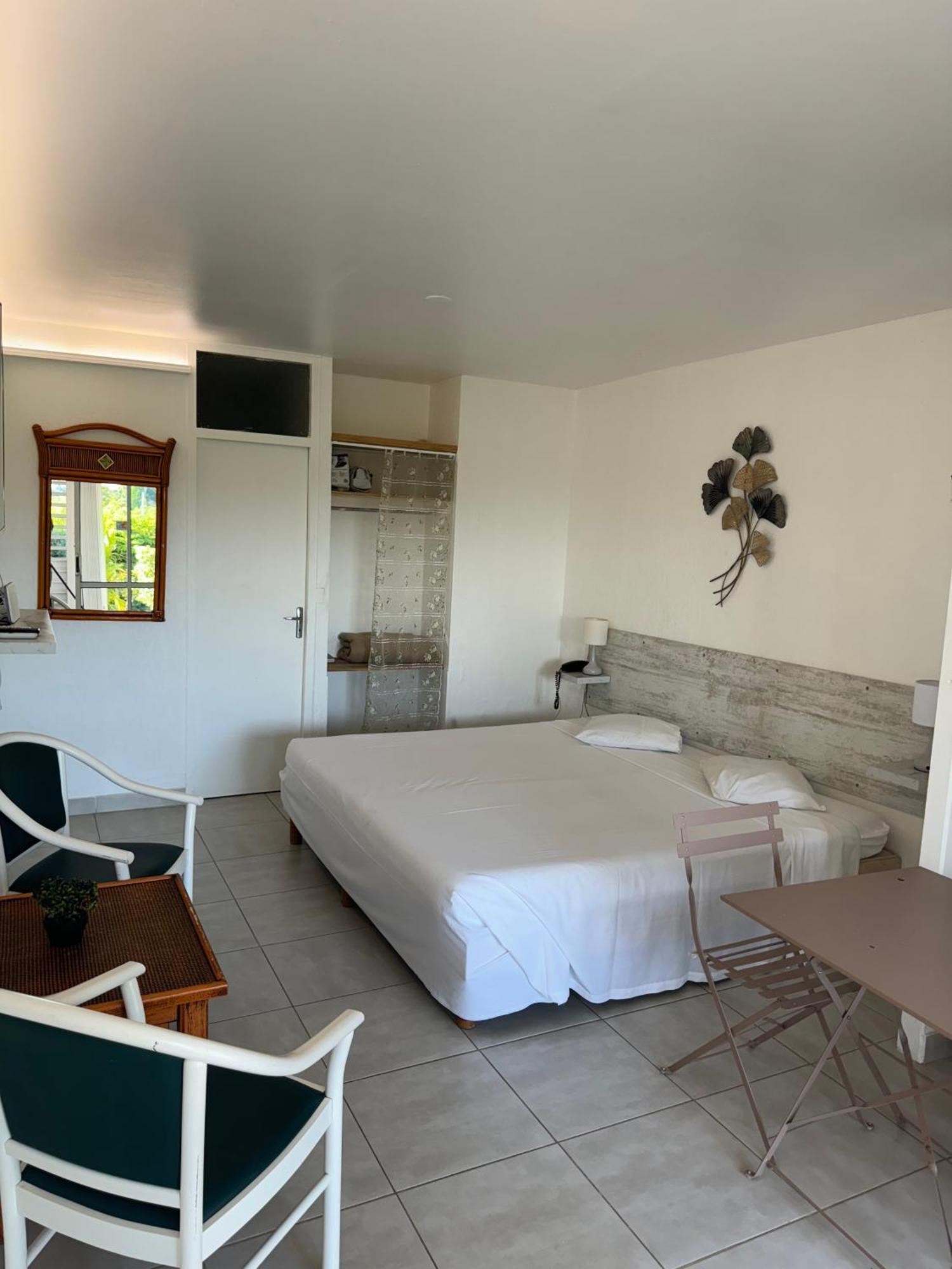 Appartement A La Marina Residence Hotel Village Soleil Le Gosier ル・ゴジエ エクステリア 写真