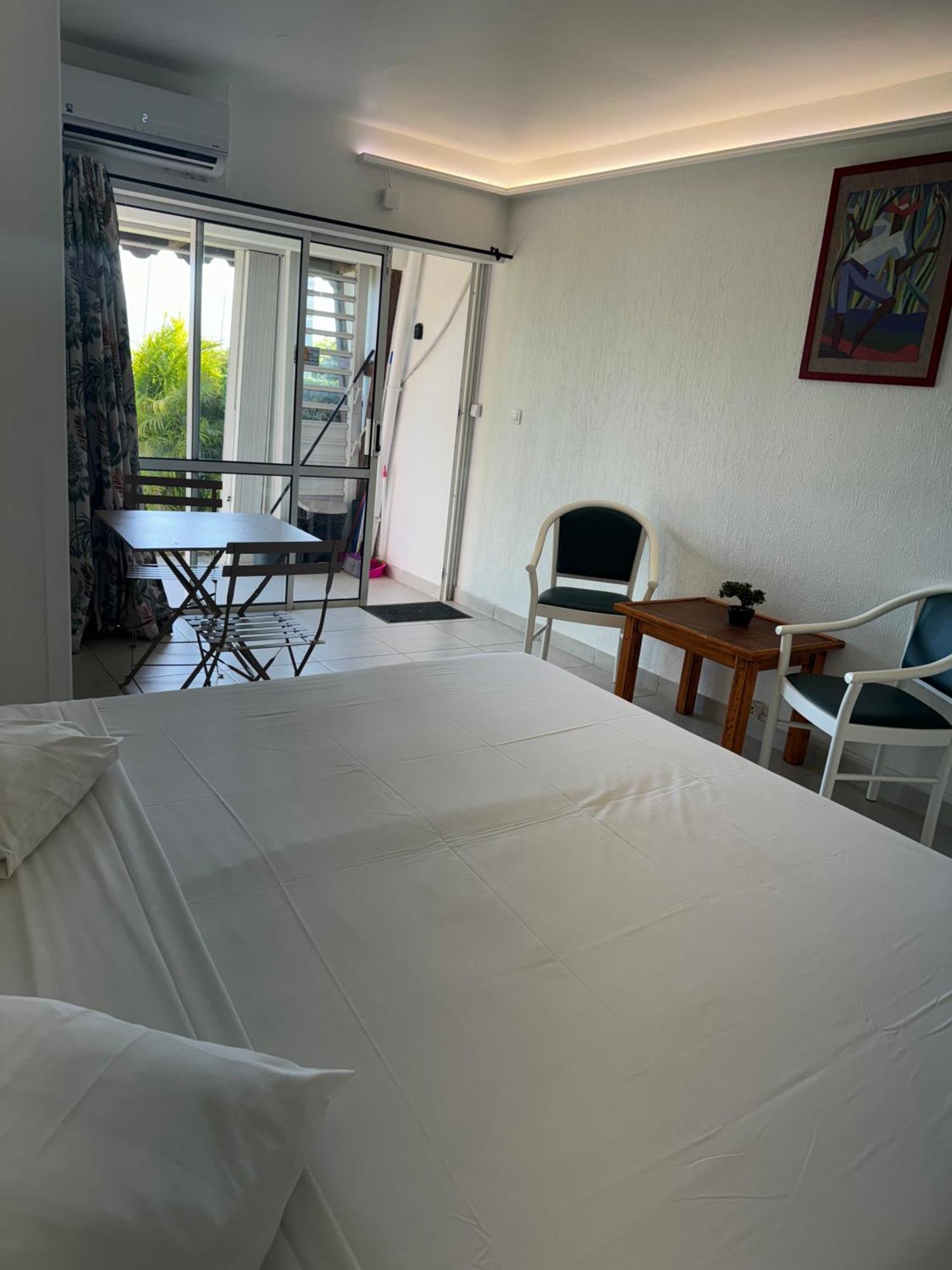 Appartement A La Marina Residence Hotel Village Soleil Le Gosier ル・ゴジエ エクステリア 写真